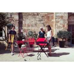 Chaise De Jardin Pliante FERMOB Bistro Métal - Piment -Lafuma Magasin 010143 chaise de jardin pliante fermob bistro metal piment ambiance