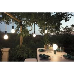 Lampe De Jardin FERMOB Aplô H 24 - Bleu Acapulco 5 Lampe De Jardin FERMOB Aplô H 24 - Bleu Acapulco -Lafuma Magasin 341021 lampe jardin fermob aplo h24 nuit ambiance